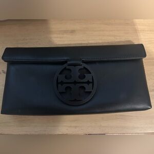 Tory Burch black Miller clutch! Like new condition
